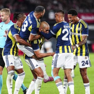 fenerbahce hollandali rakiplerine dis geciremiyor C1DgV7p2