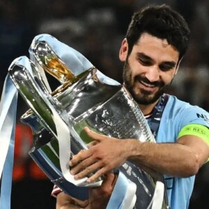 galatasaray ilkay gundogan ile anlasmaya vardi hPWITdwl