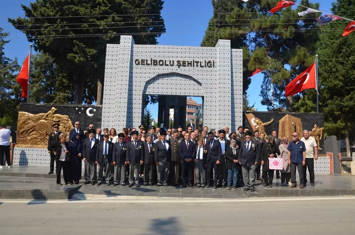 geliboluda gaziler gunu toreni YSJ6KO4R