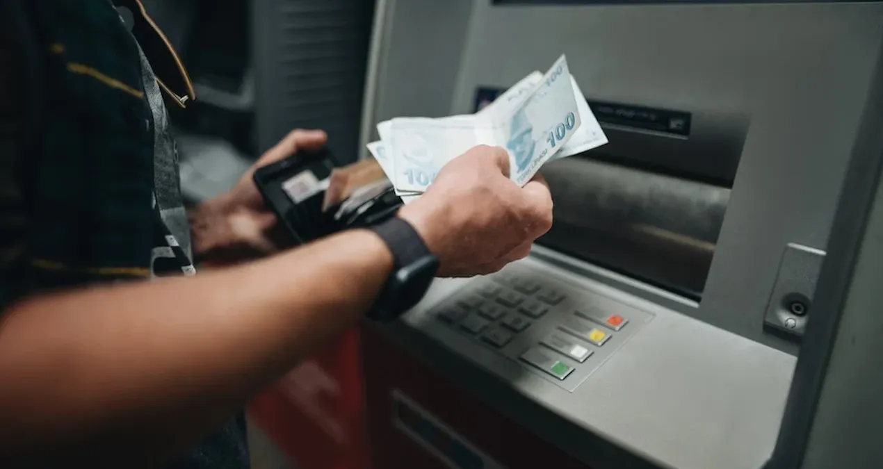 listede adiniz varsa iban numaraniz yarin degisecek ZefrMKjV