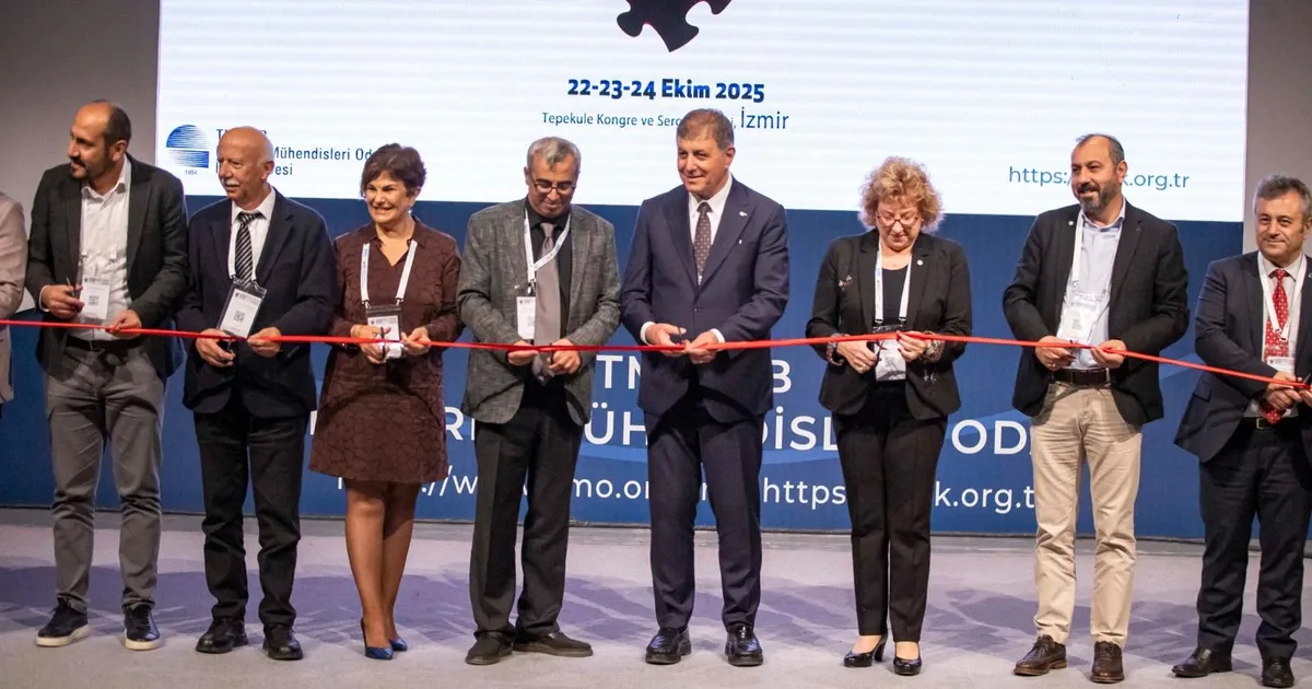 8 elektrik tesisleri ulusal kongre ve sergisi izmirde acildi QhbXhlQi.webp