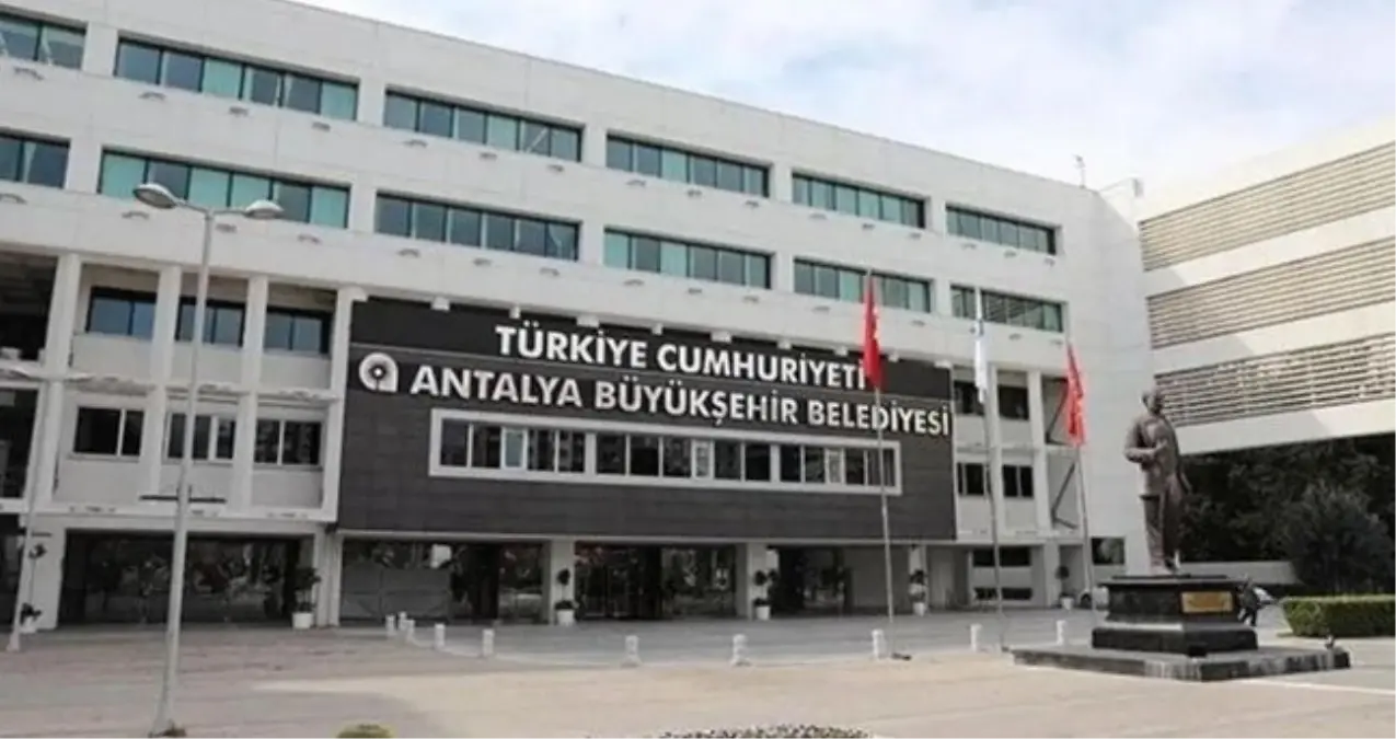 antalya buyuksehir belediyesinde kimler gozaltina alindi antalya buyuksehir belediyesine operasyon EMS6fsgg.jpg