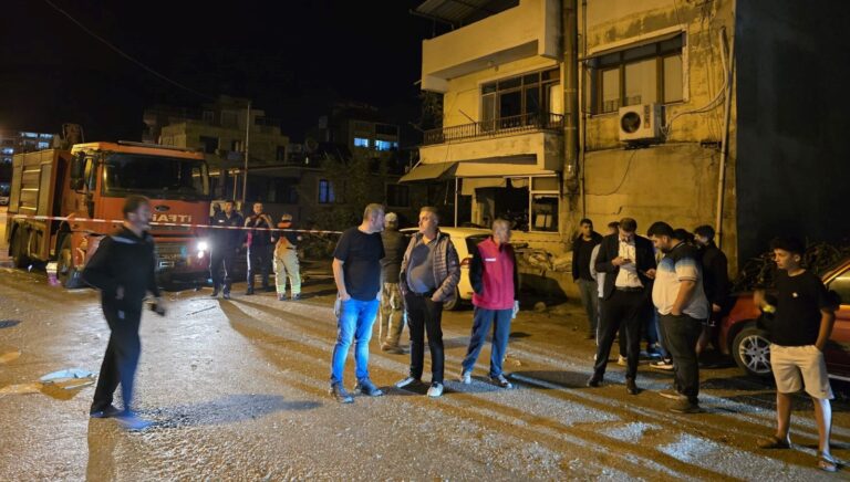 ekmek firininda patlama 9 kisi yaralandi fmTlbGdI.jpg