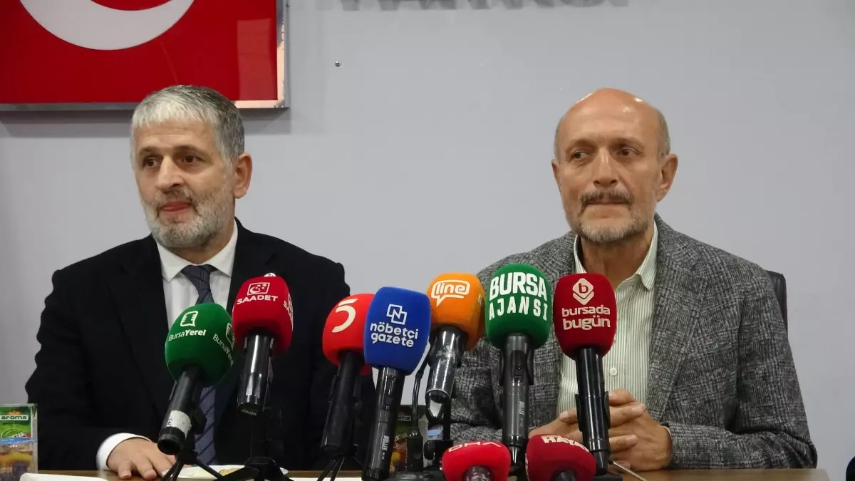 gazzeye yardim icin yola cikan milletvekilleri israil askerleri tarafindan alikonuldu hdZ4l8JG.jpg