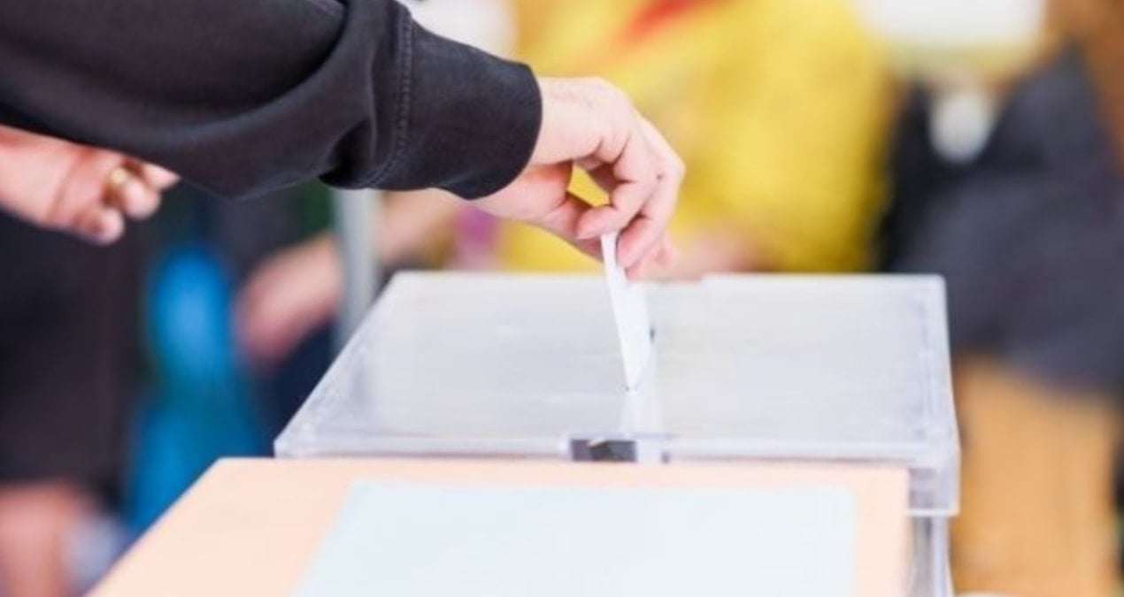 kuzey makedonyada halk yerel secim icin sandik basinda M8hCOpDx.jpg