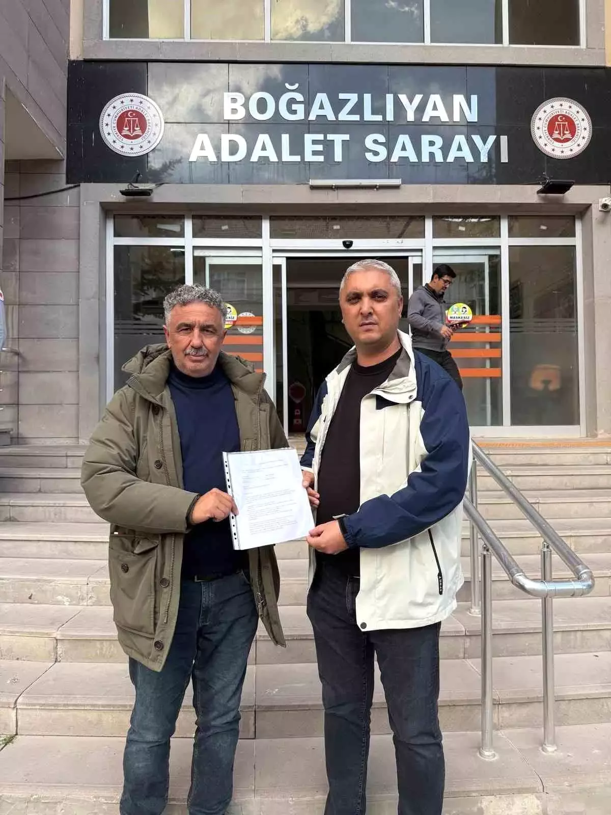 mhp ilce baskani celalettin yaroldan zafer partisine suc duyurusu 7rERm35n.jpg