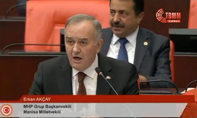 mhpli vekilin sozlerine kizan turkesin kizi salonu terk etti kKXQIptc.jpg