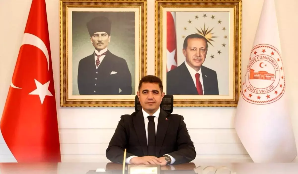 vali aslandan muhtarlar gunu mesaji g7w3IKOn.jpg