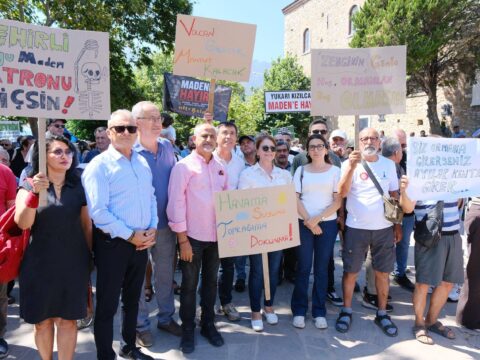 Maden Aranan Yukarı Kızılca Köyü’nde Topyekün Direniş Başladı !